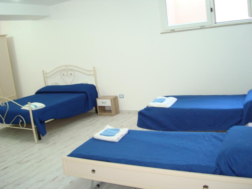 Guest House Mare E Luna Fiumefreddo Bruzio Exterior foto